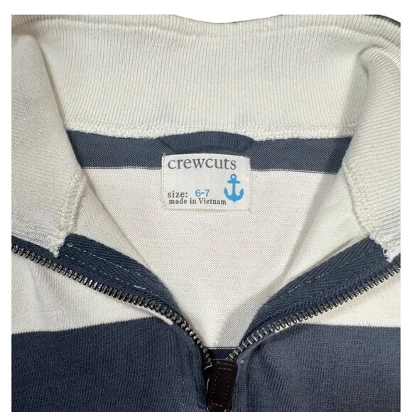 Crewcuts boys Gray and White Striped sweatshirt  Size 6-7 - Picture 4 of 6
